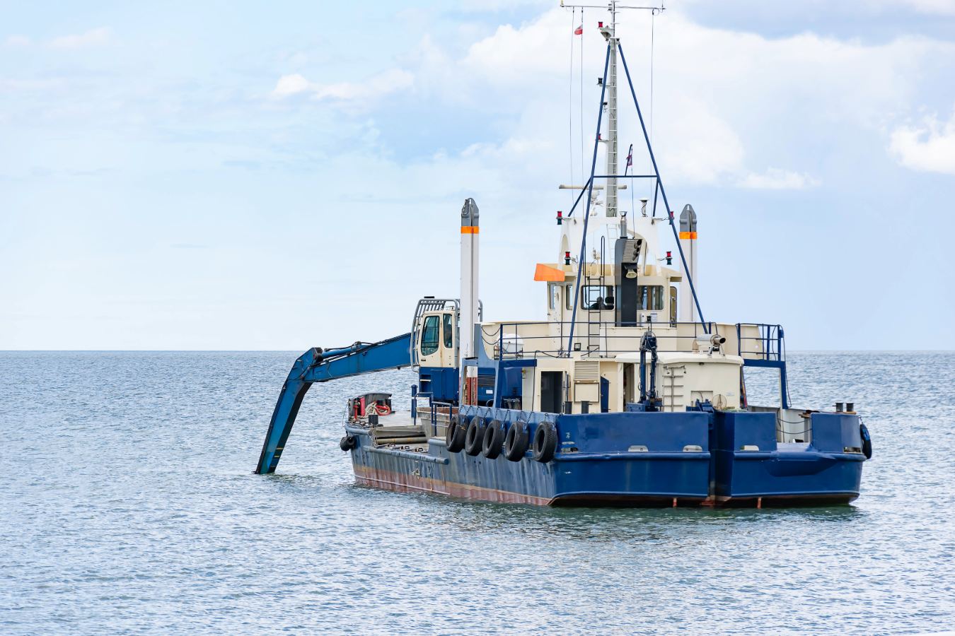 Revolutionize Shallow Water Dredging with Excavator Dredge Attachment