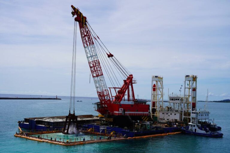 Design Considerations for a Stable and Efficient Dredging Platform
